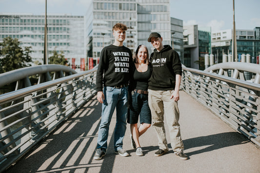 Nichtmonogamie verstehen: Polyamorie, offene Beziehung, Freundschaft+ und weitere Beziehungsformen – inklusive Vor- & Nachteile, Hierarchien und Mischformen. Klar & alltagstauglich erklärt.